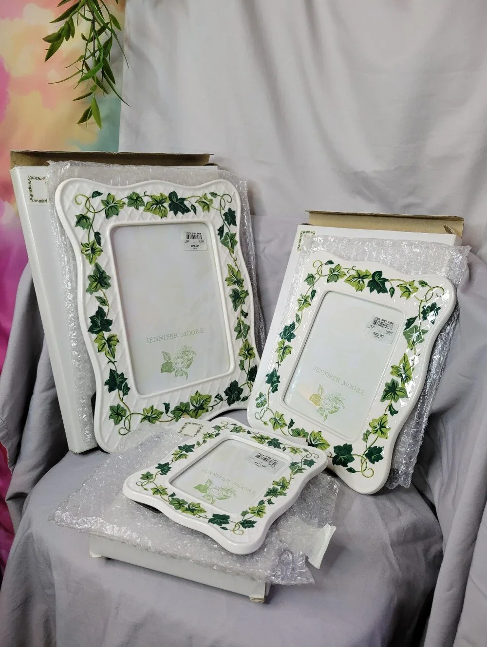 Jennifer Moore White Ceramic Frames with Green Ivy Accent X3 Vintage